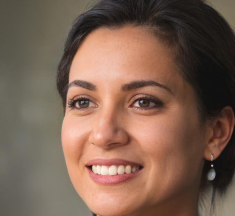 Portrait of satisfied client Elmira Hasanova